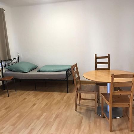 Ferienwohnung Monteurzimmer Haus อาร์นชตัดท์ ภายนอก รูปภาพ